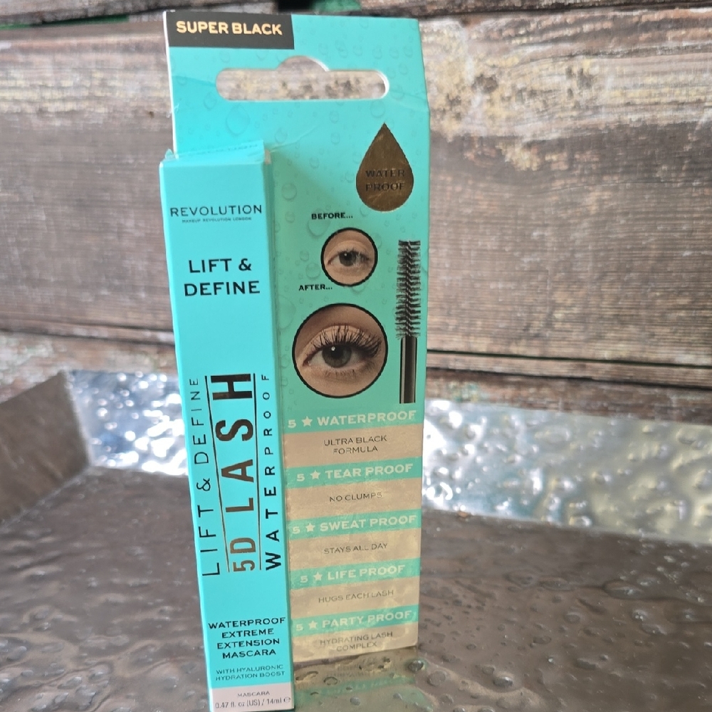 Revolution Lift & Define 5D Lash Waterproof Mascara - Super Black, NEW